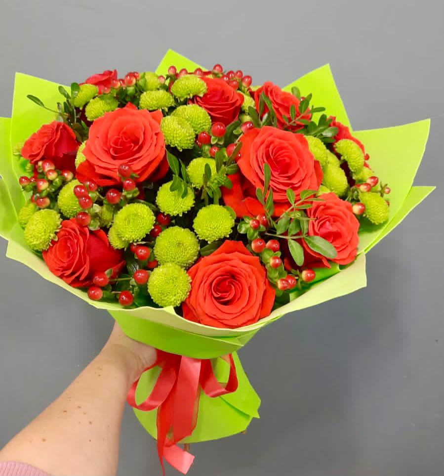 Букет цветов из: Хризантемы и Розы в Шишовке