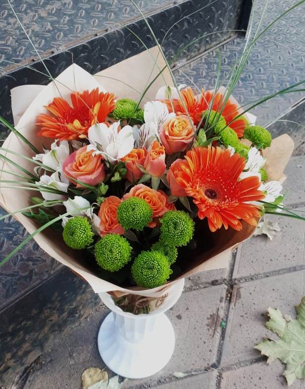 Букет цветов из: Герберы, Хризантемы, Альстромерии и Розы в Шишовке