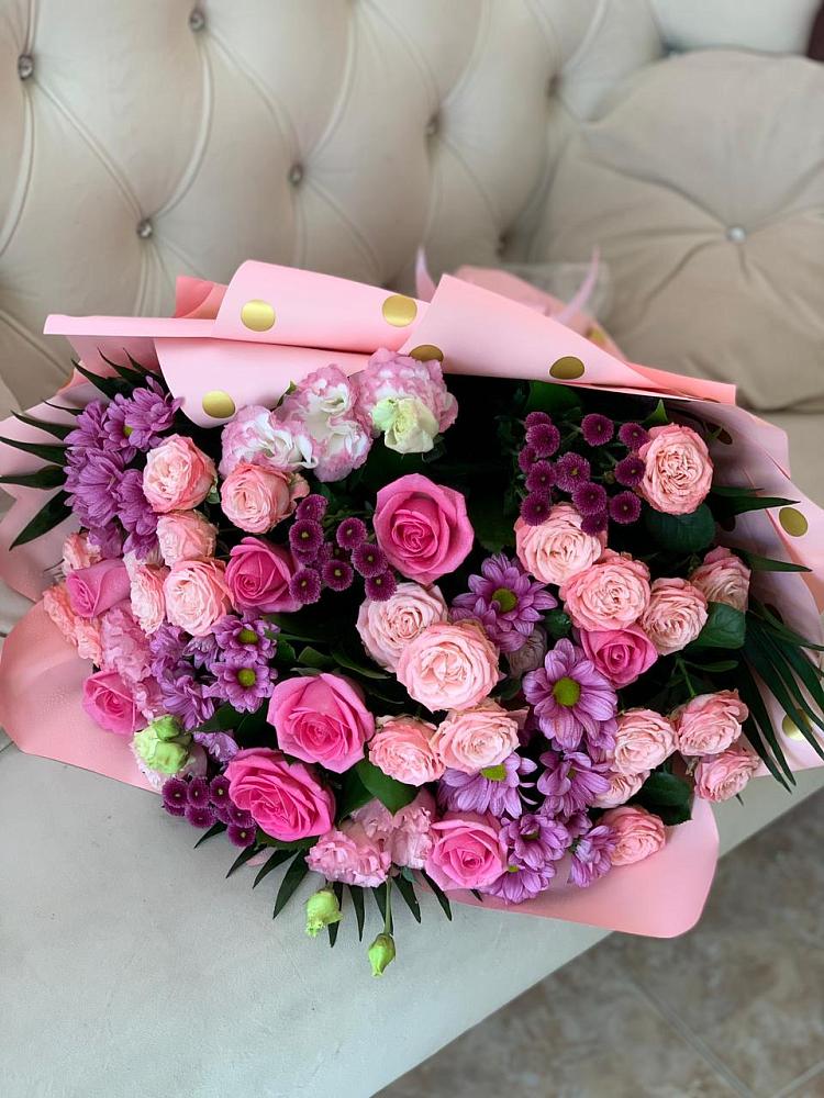 Букет цветов из: Хризантемы, Розы и Лизиантусы в Шишовке