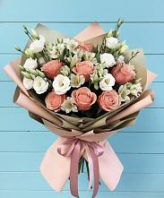 Букет цветов из:  Розы, Альстромерии и Лизиантусы в Шишовке