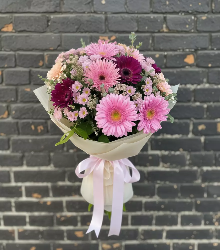 Букет цветов из: Герберы и Хризантемы в Шишовке
