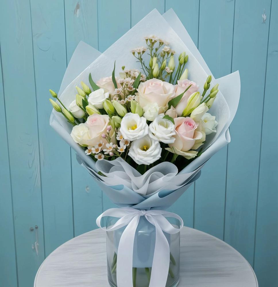 Букет цветов из: Розы и Лизиантусы в Шишовке