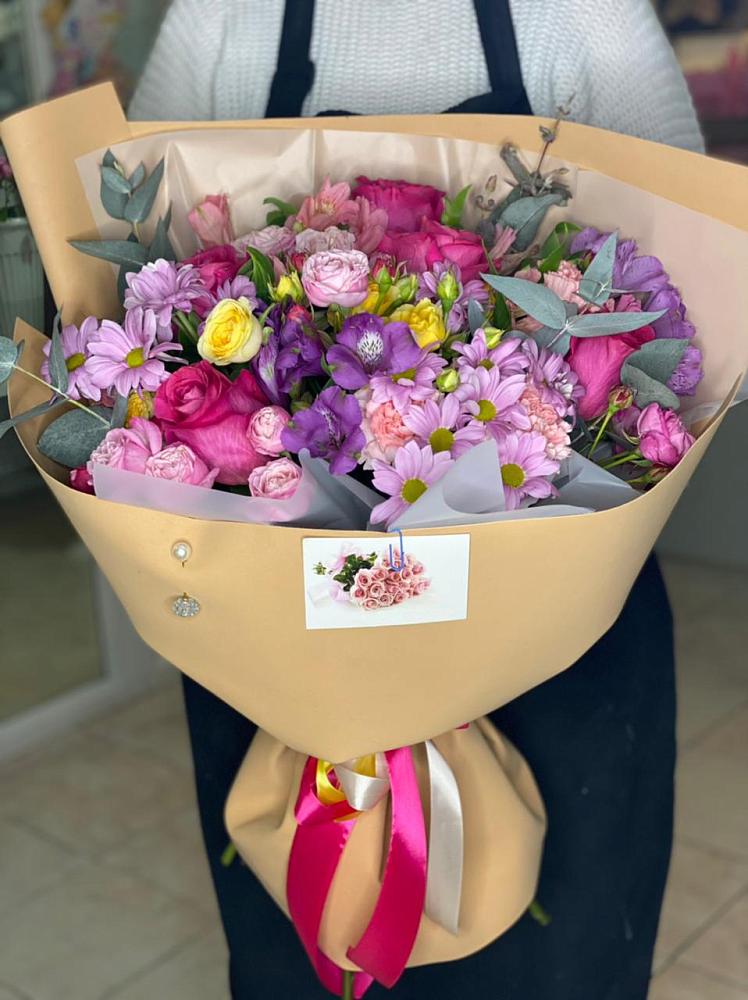 Букет цветов из: Хризантемы, Гвоздики и Альстромерии в Шишовке