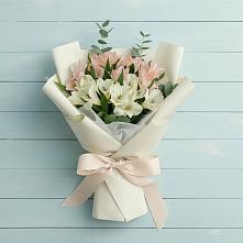 Букет цветов из:  Альстромерии в Шишовке