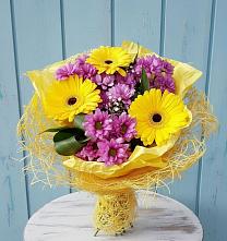 Букет цветов из:  Хризантемы и Герберы #REPLACE_PRED# Шишовке