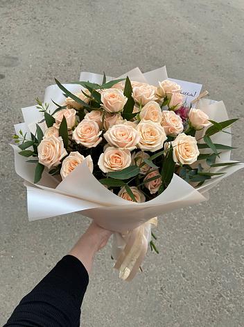 Букет Кремовые розы Латте в Шишовке