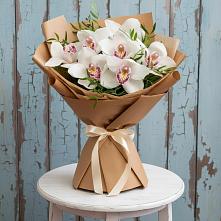 Букет цветов из:  Орхидеи и Розы #REPLACE_PRED# Шишовке