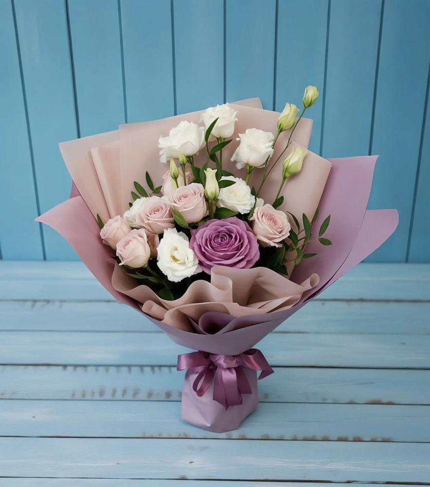 Букет цветов из: Розы и Лизиантусы в Шишовке